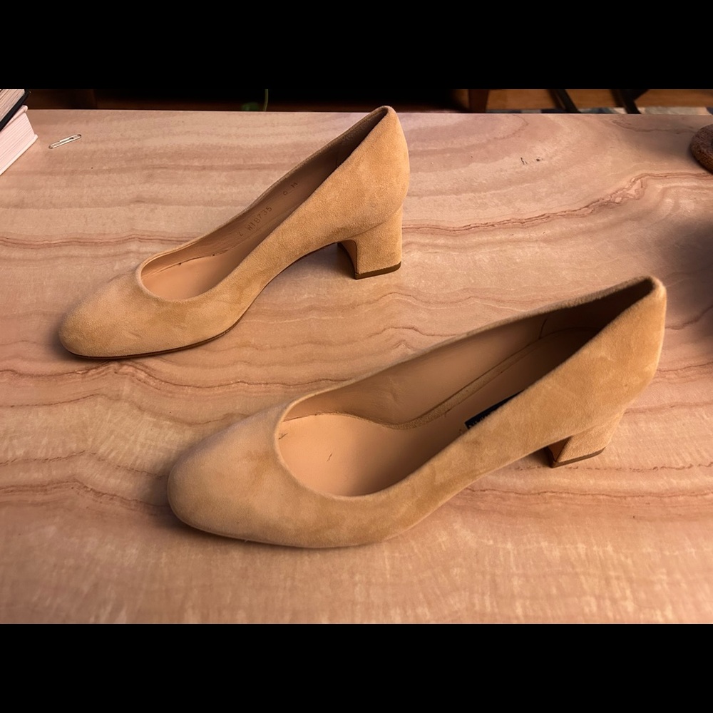 Stuart Weitzman Bridget sand/dune/beige suede size 6 - Picture 2 of 4